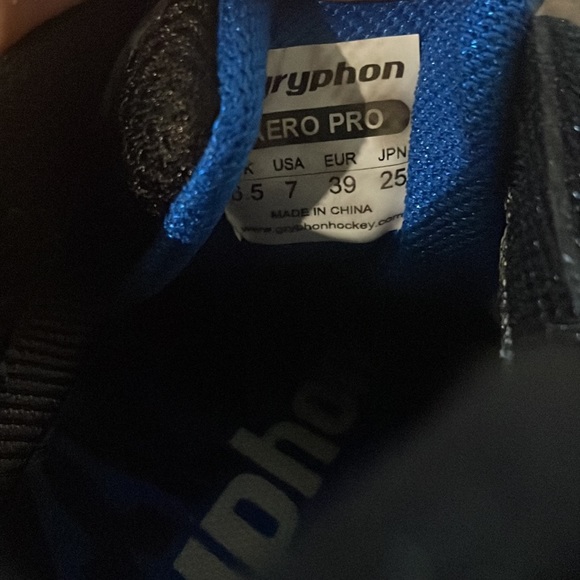 Field hockey cleats - Picture 2 of 2